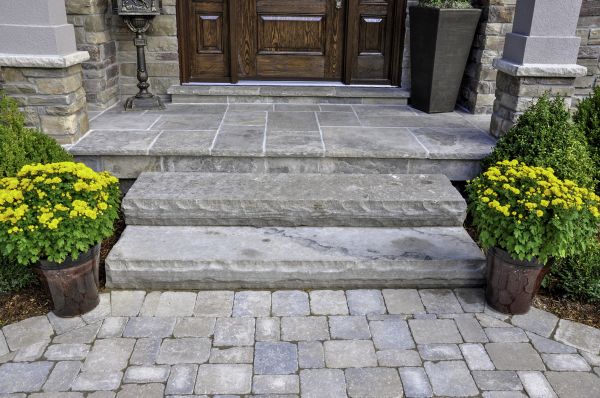 Concrete Hardscaping